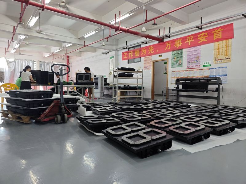 Shenzhen Jutai Comm Co., Ltd. خط تولید سازنده